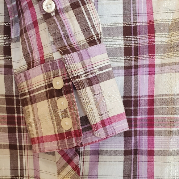 NWOT Ariat Button Up Shirt - Picture 7 of 9